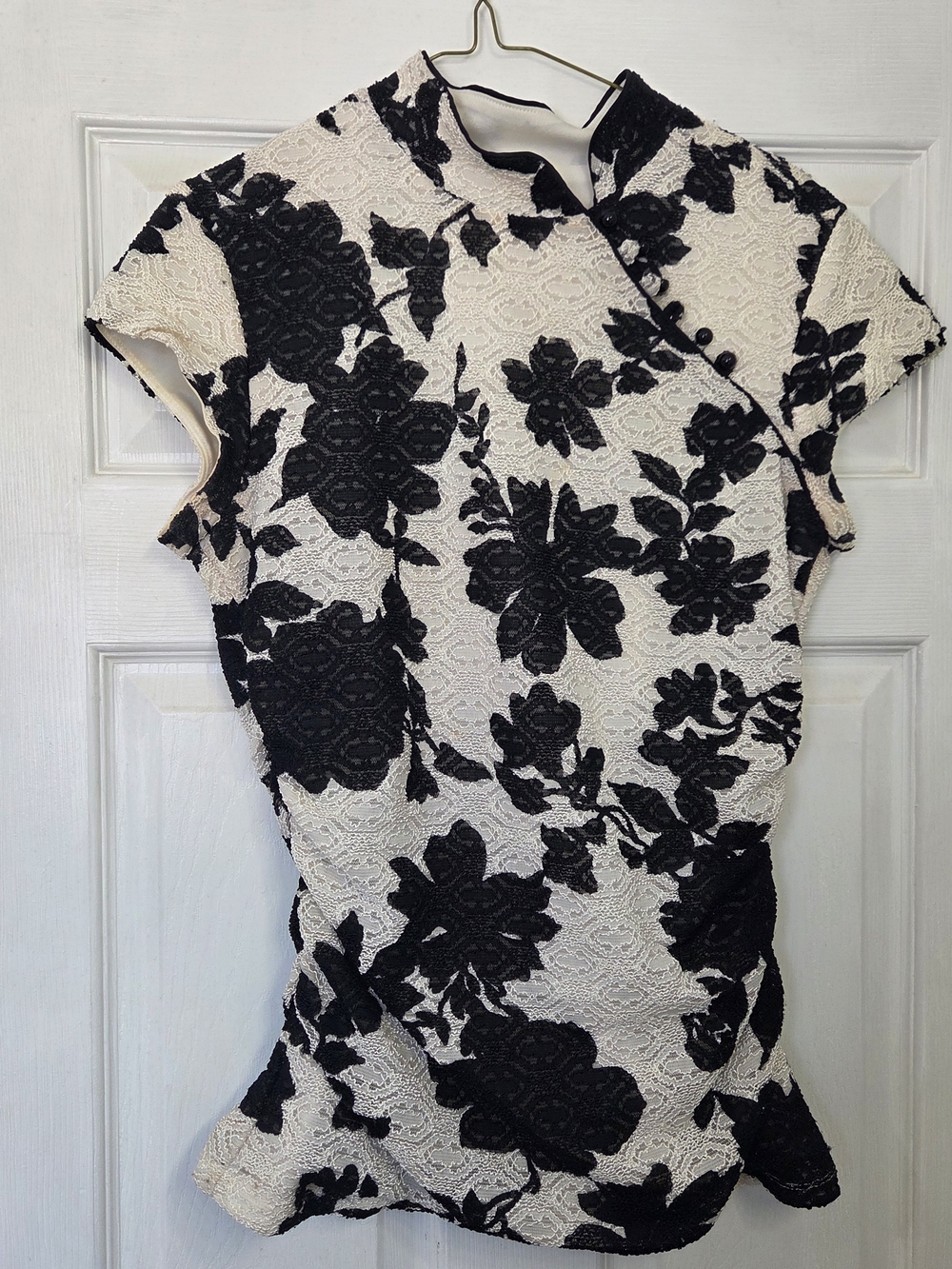 le chateau Black and Ivory Lace Blouse